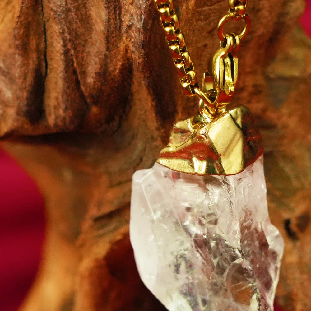 Tibetan Artistry Sacred Amulet Pendant - Traditional Tibetan Culture & Spiritual Jewelry